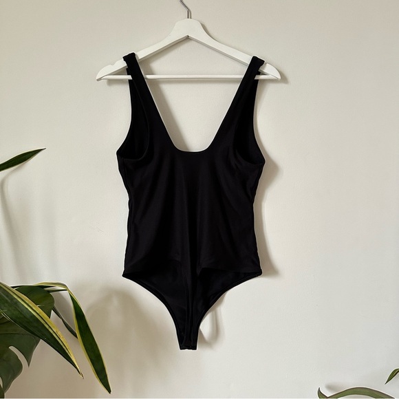 ALIX NYC Mott Scoop Neck Stretch-Jersey Black Bodysuit Size L - Picture 9 of 12